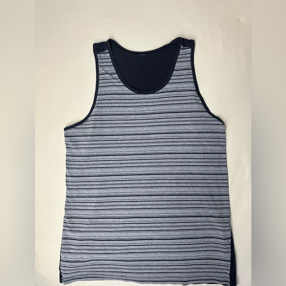 Men’s Lululemon Tank Top Size Large